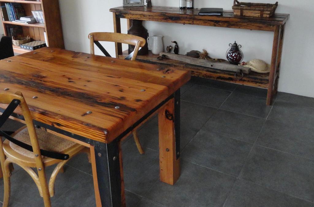 Appartamento Down To Earth Farm Retreat Sarsfield Esterno foto